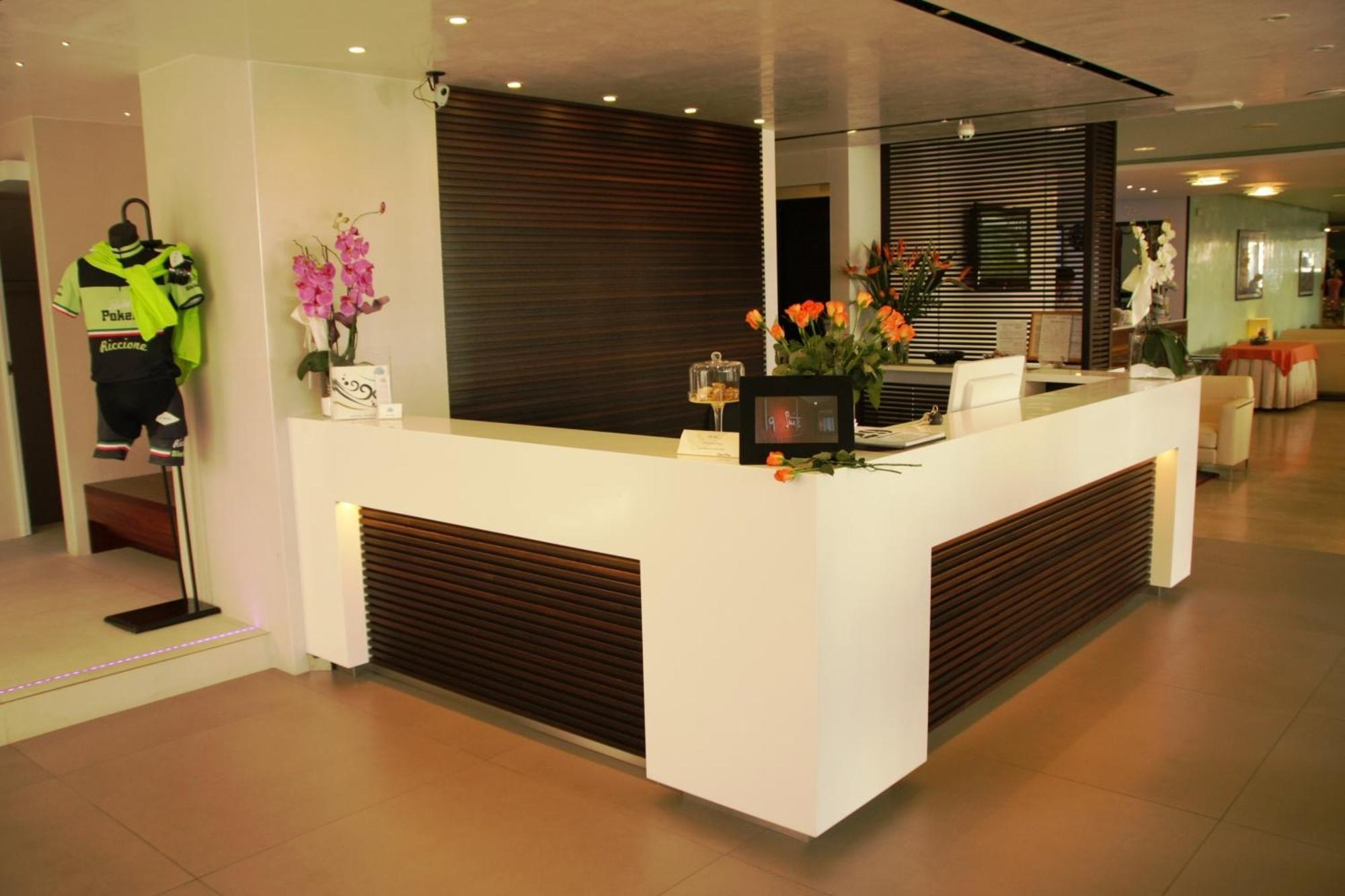 Hotel Poker Riccione Exteriér fotografie