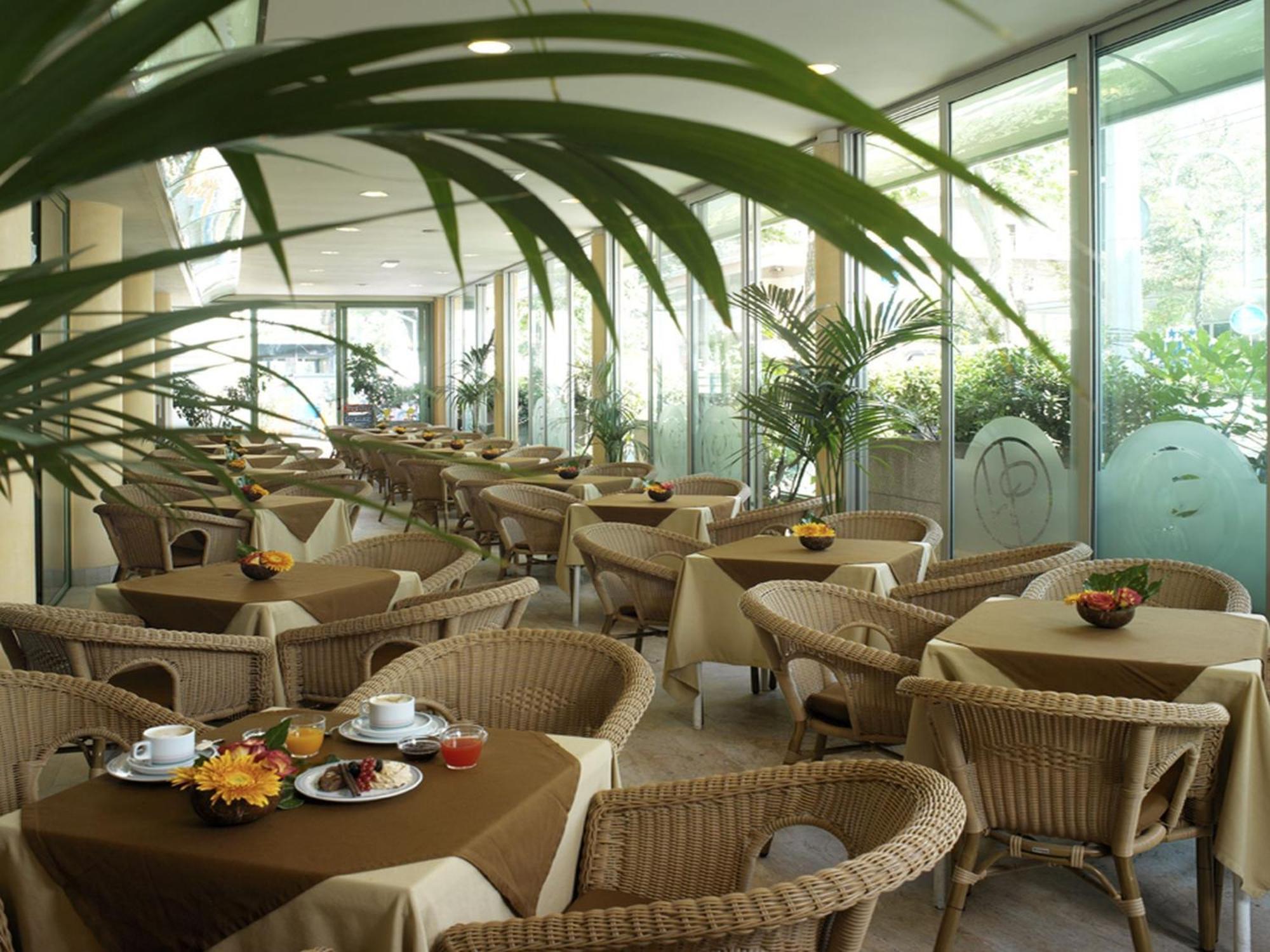 Hotel Poker Riccione Exteriér fotografie